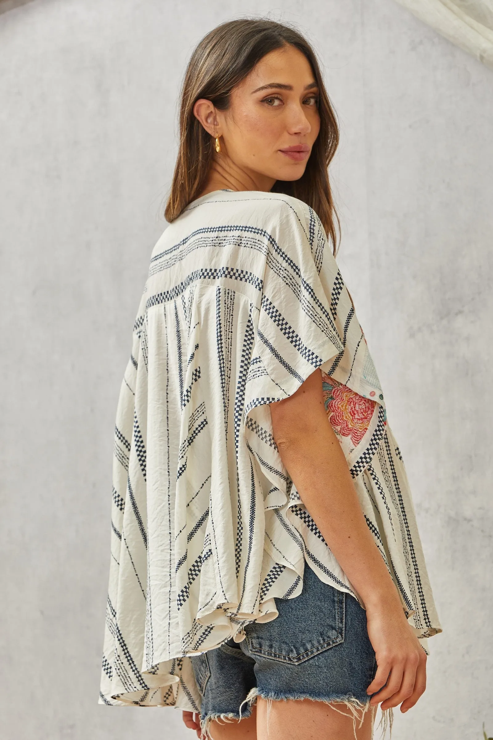 Coastal Daze emroidered poncho blouse S-2x/3x * on sale *