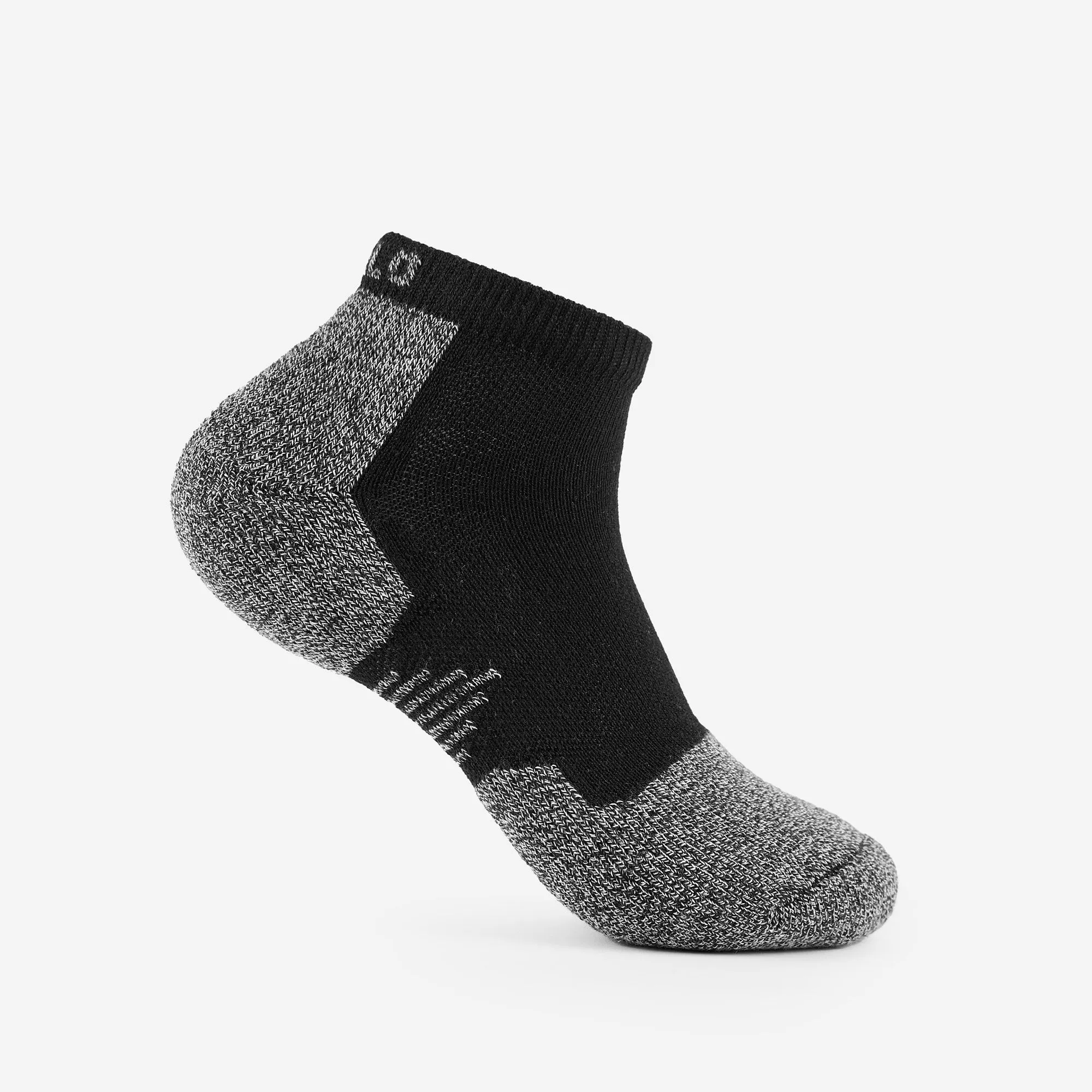 Light Cushion Low-Cut Pickleball Socks | P1CCU0