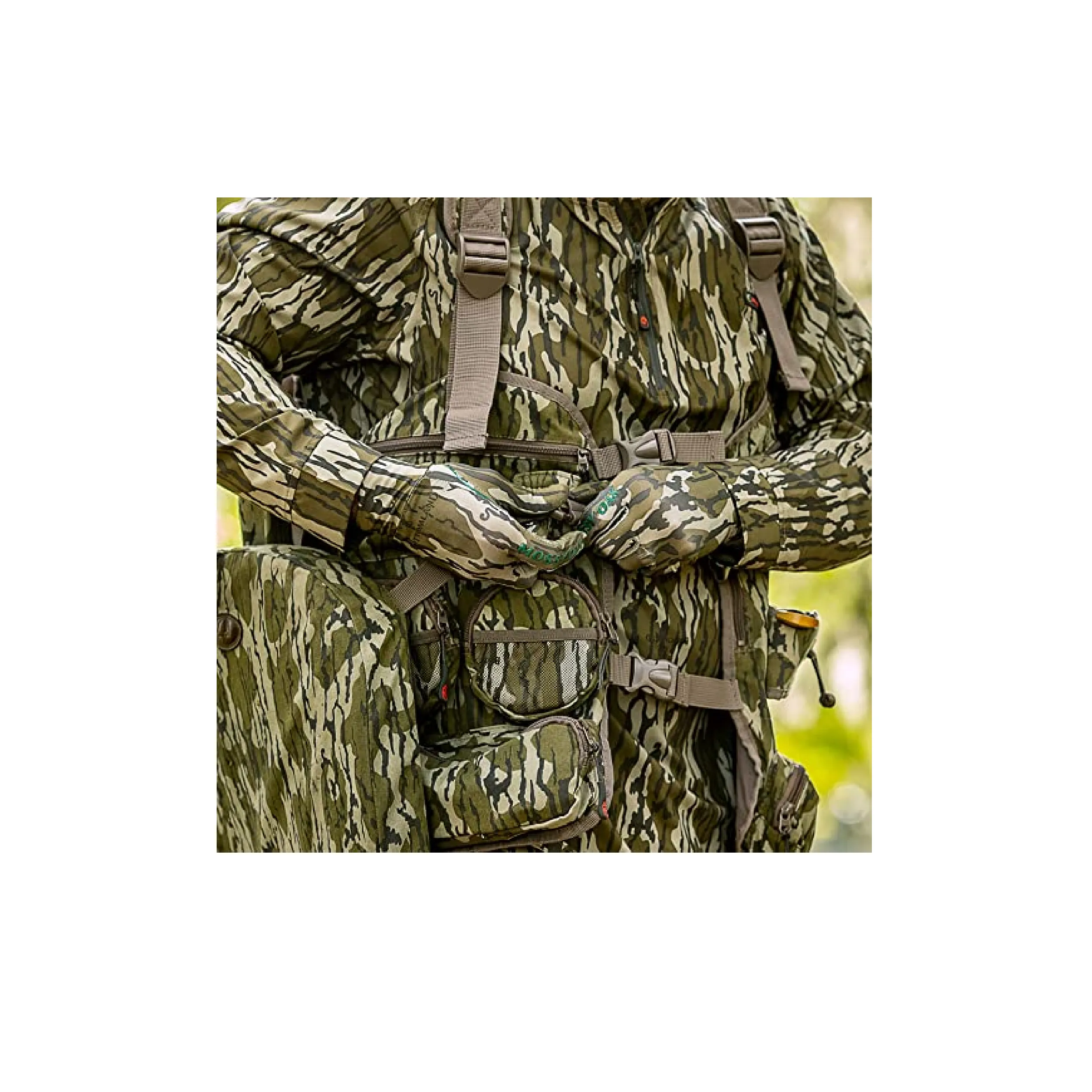 Men's Mossy Oak Camo Lightweight Hunting Gloves